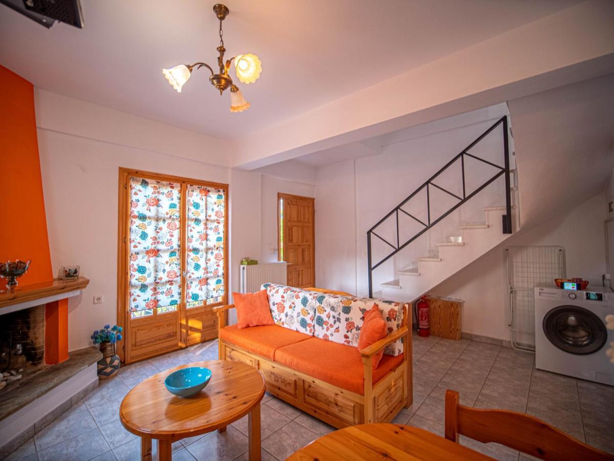 Orange House For Big Families In Damouchari - Delicious Houses 外观 照片