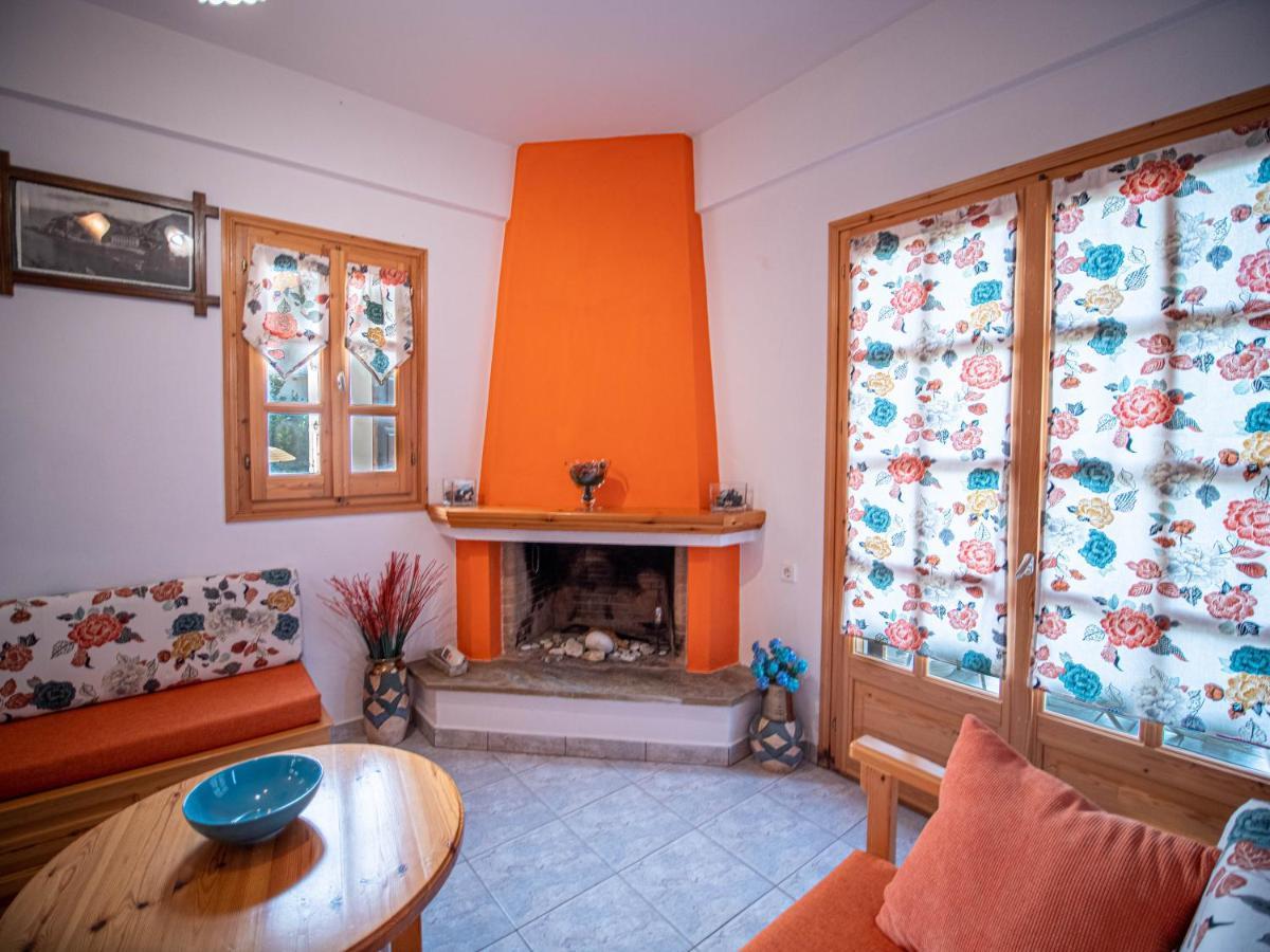 Orange House For Big Families In Damouchari - Delicious Houses 外观 照片
