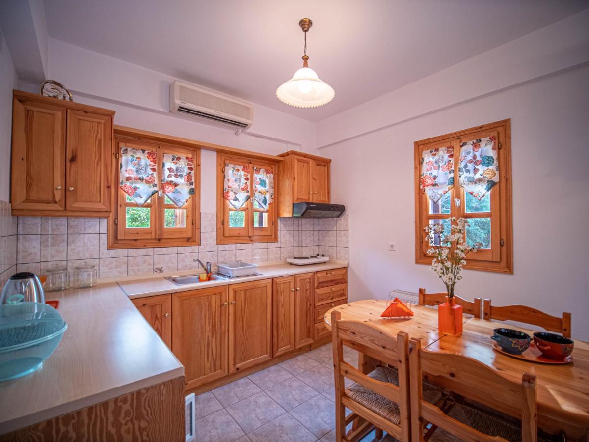 Orange House For Big Families In Damouchari - Delicious Houses 外观 照片