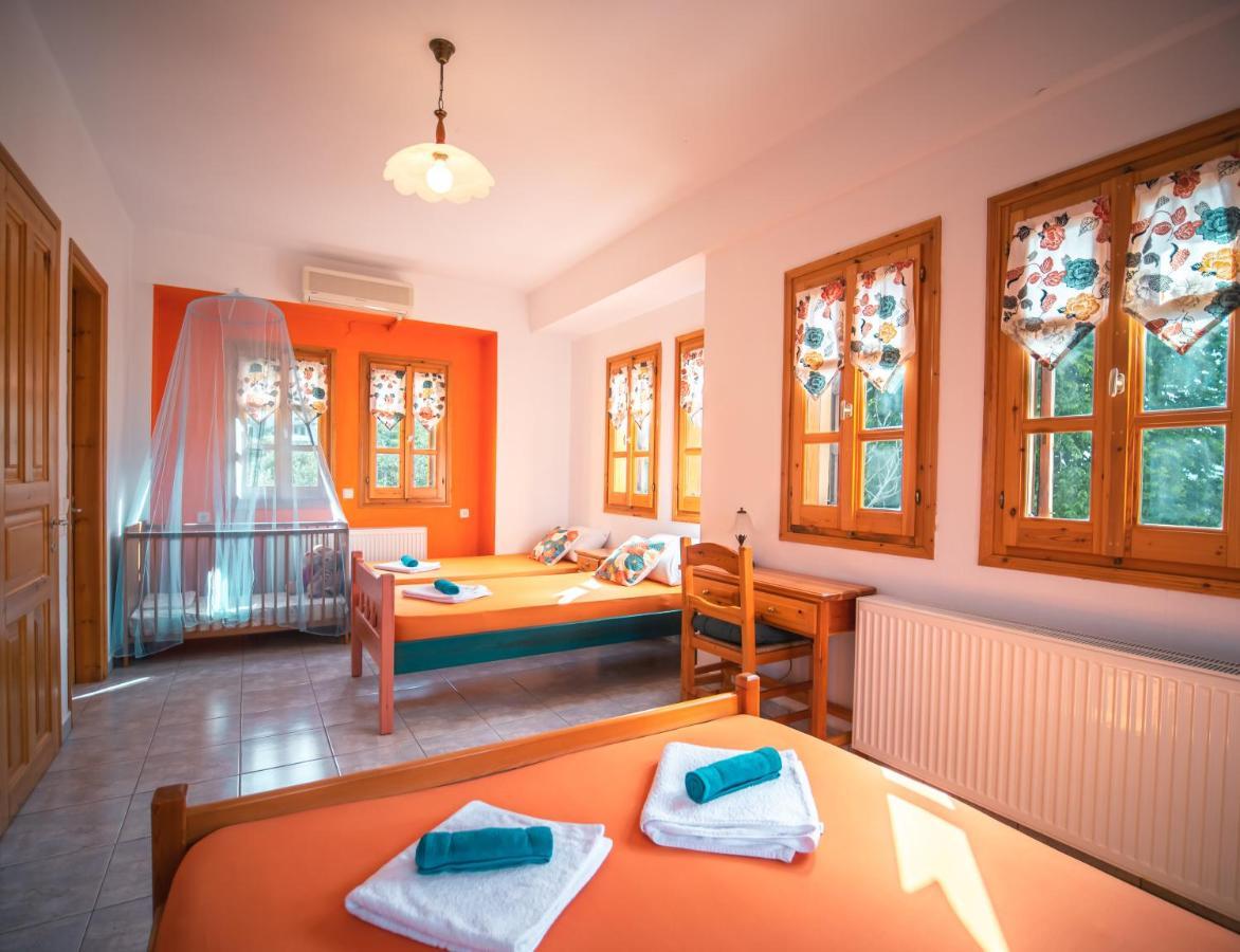 Orange House For Big Families In Damouchari - Delicious Houses 外观 照片