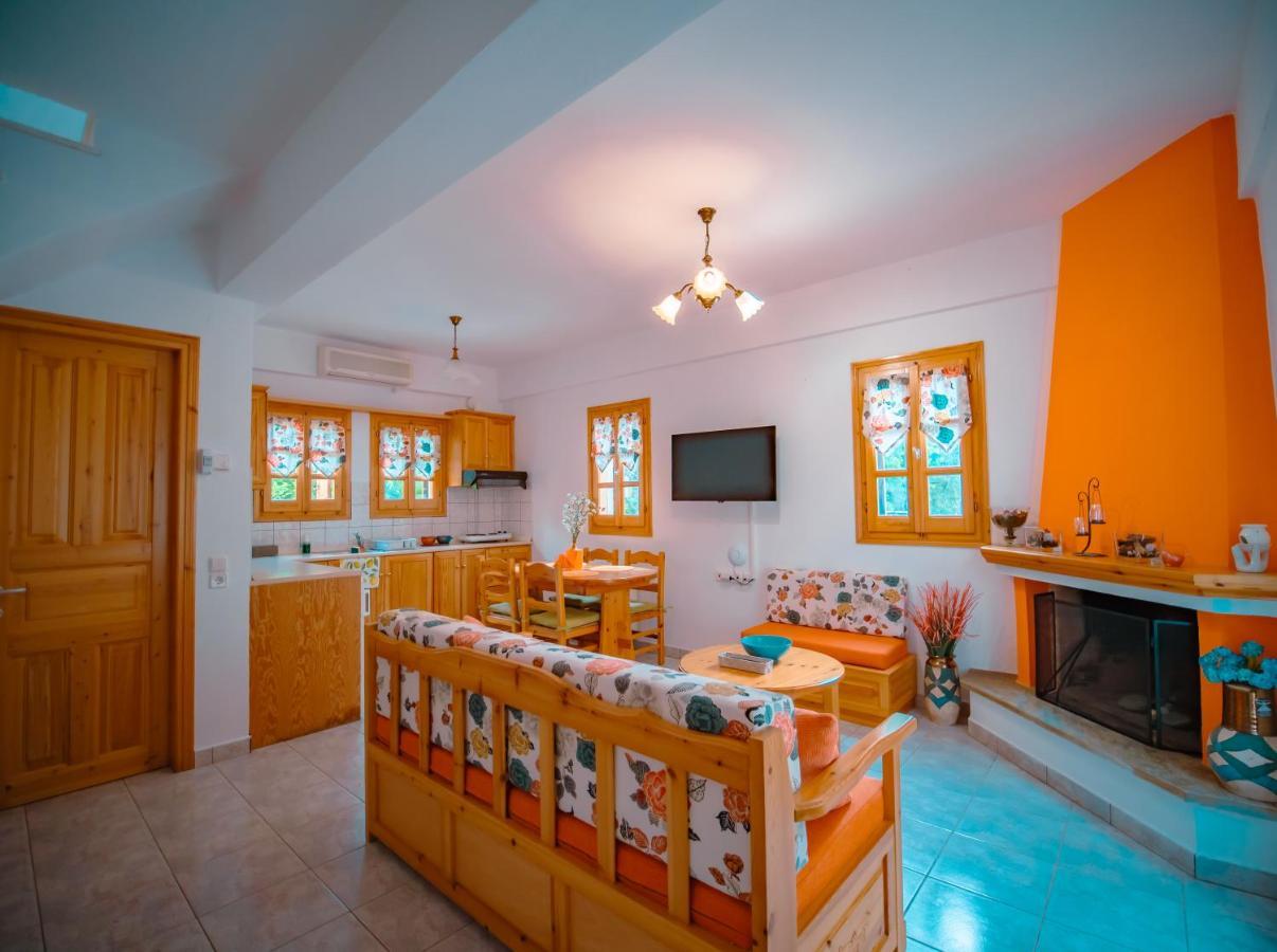 Orange House For Big Families In Damouchari - Delicious Houses 外观 照片