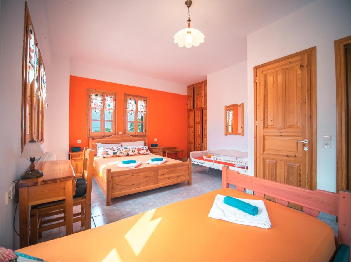 Orange House For Big Families In Damouchari - Delicious Houses 外观 照片