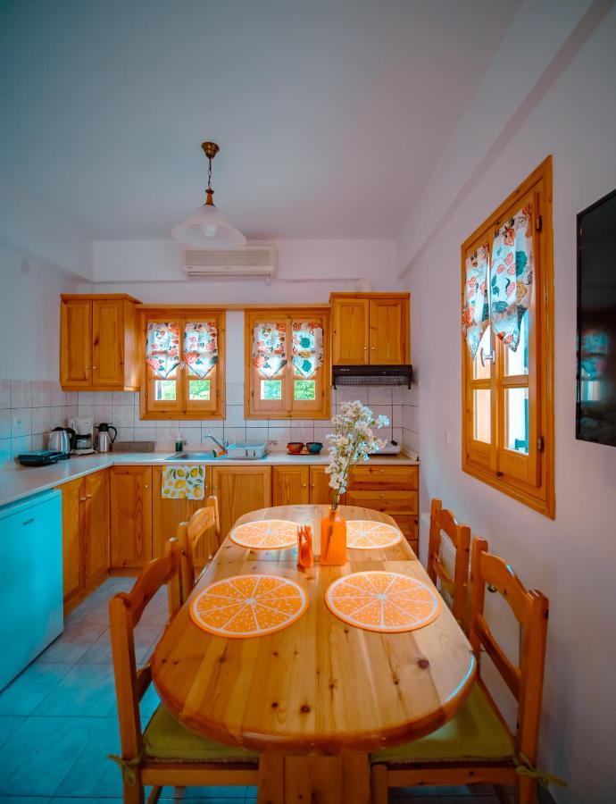 Orange House For Big Families In Damouchari - Delicious Houses 外观 照片